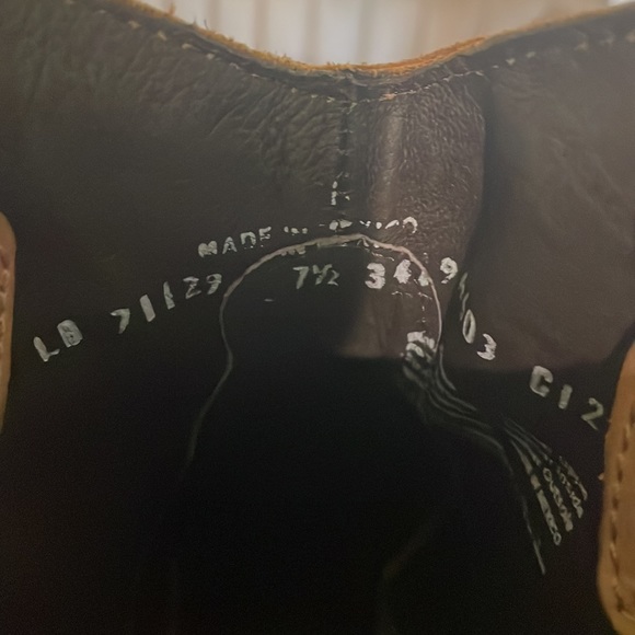 Soft Leather Fringe Booties size 7.5 - Picture 4 of 7